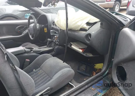 1997 Pontiac Firebird из США, поврежденный, VIN 2G2FS22K8V2226960